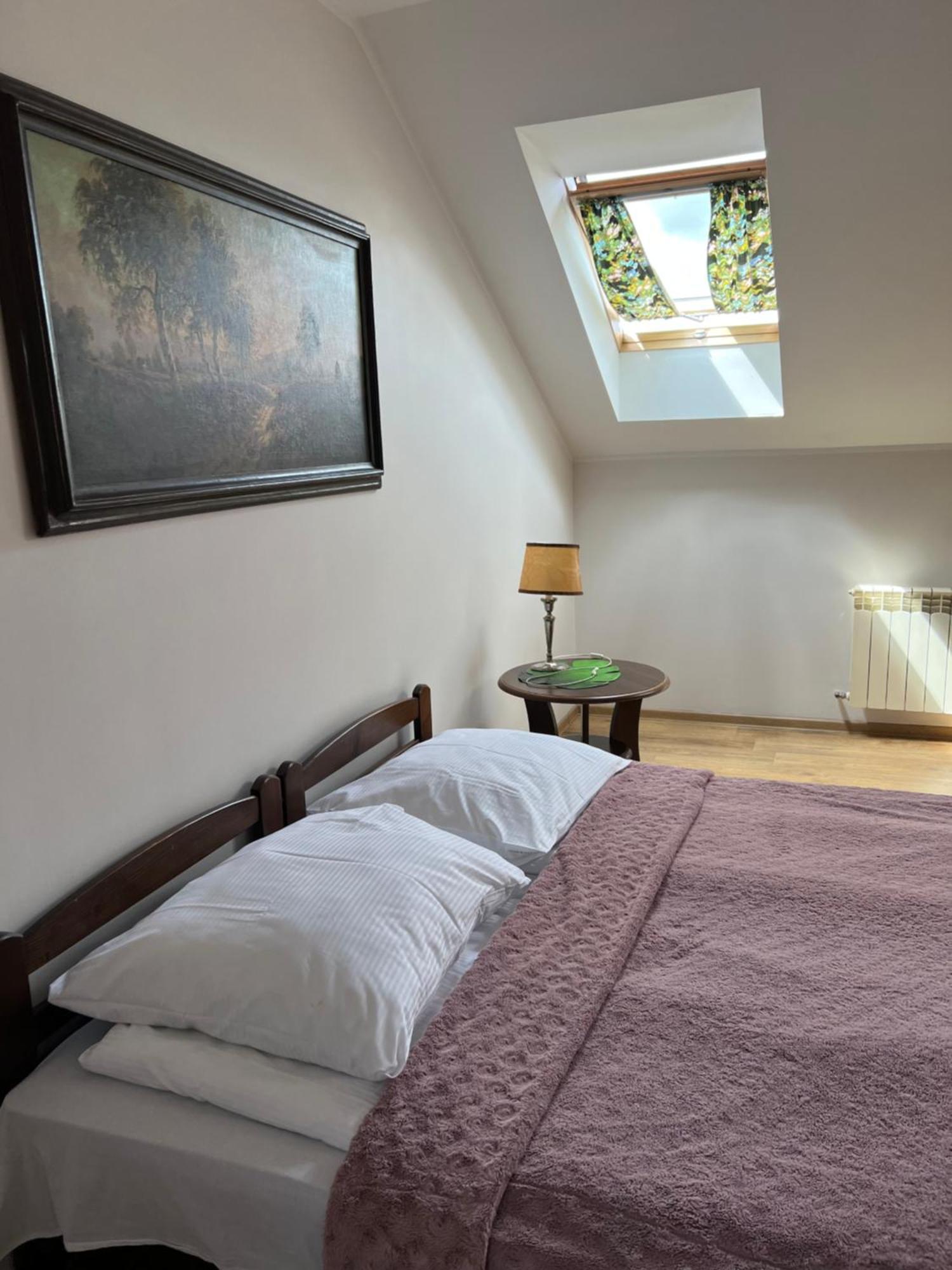 ドロヒチン Pod Katedra Bed & Breakfast エクステリア 写真