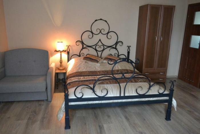 ドロヒチン Pod Katedra Bed & Breakfast エクステリア 写真